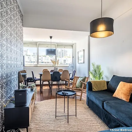 Akicity Ameixoeira Light Apartman *